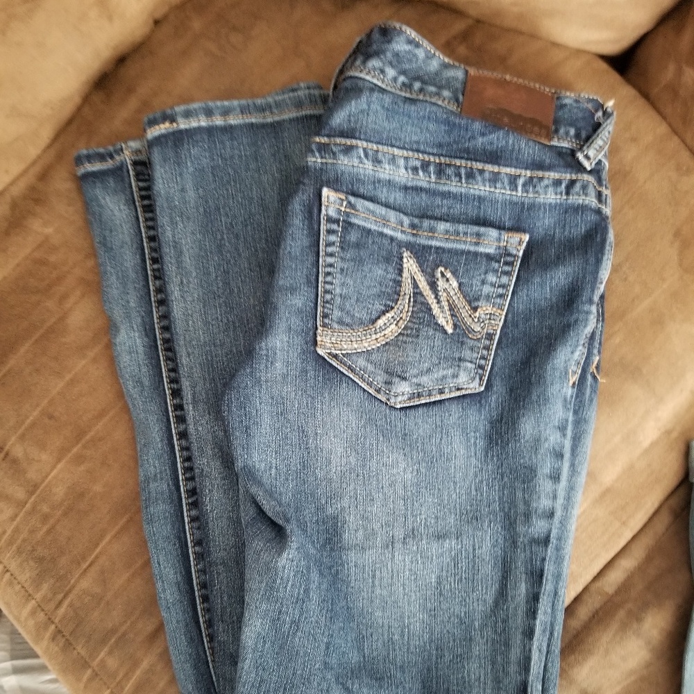 Jeans